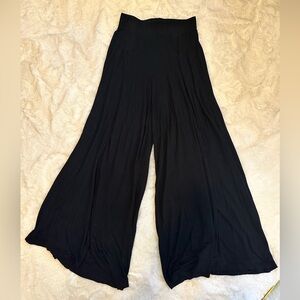 Forever 21 black palooza pants size S
